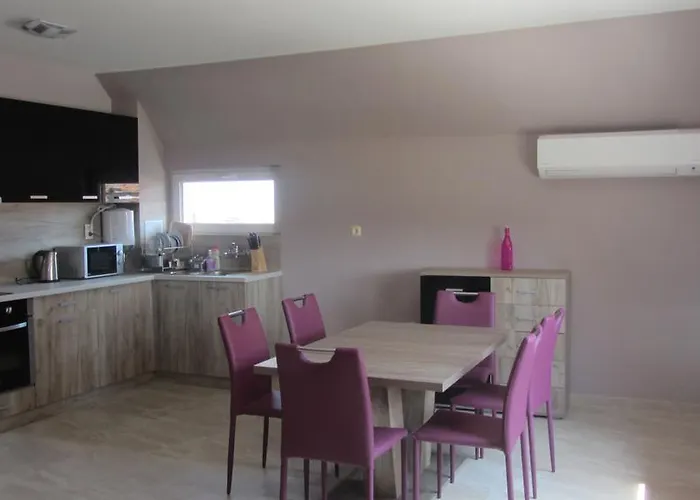 Bogorodi Terrace Burgas Stad